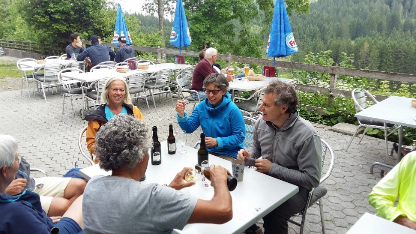 2017-06-17_16.00 Schlusstrunk im Kurhaus Voralp