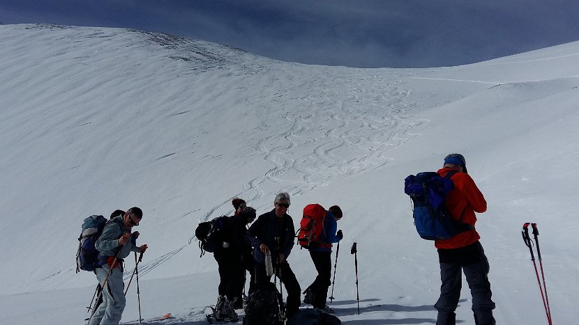 2018-03-09_11.06 SW Tschierv Gr 2  Abfahrtspuren am Piz Buffalora