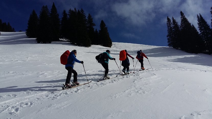 2019-01-27_12.38 Im Aufstieg zum Stand