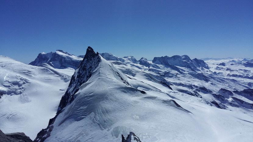 20190328_141402_Rimpfischhorn_mit_Monte Rosa-Gruppe