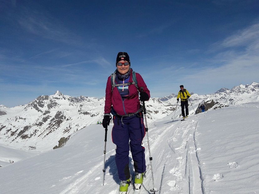 06 EWF-Skiwoche 2019, 3.3. Aufstieg zum Piz Turba Gr1 20190303_115032