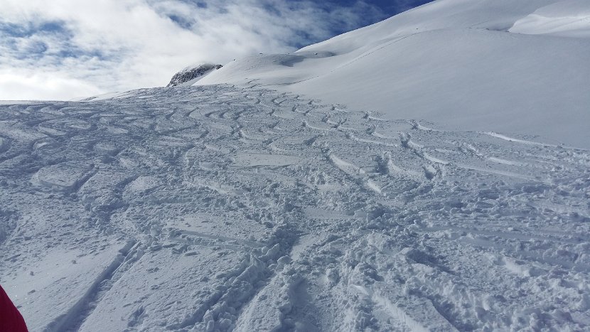 2020-03-04_14.59 SW Vals - Gr 2 Abfahrt ueber Bidanaetschstafel