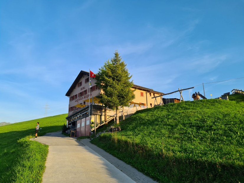 08 - Uebernachtung im Berggasthaus Beverin auf dem Glaspass