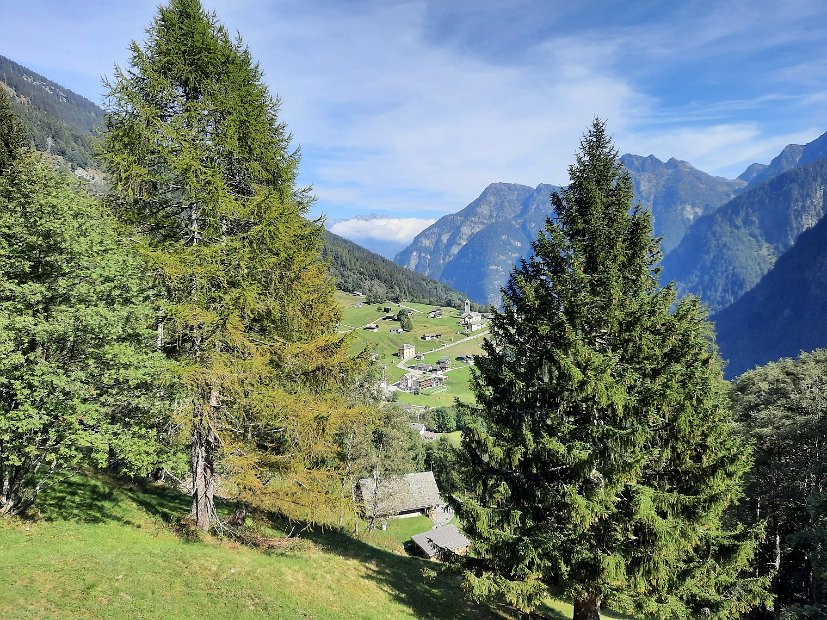 23.09.21  05-ws  Blick vom Rifugio la Reggia auf Campo