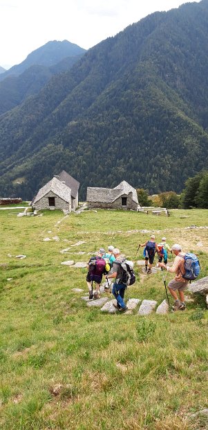 25.09.21  09-jg  Alpe  I_Lig_uenc ob Comologno