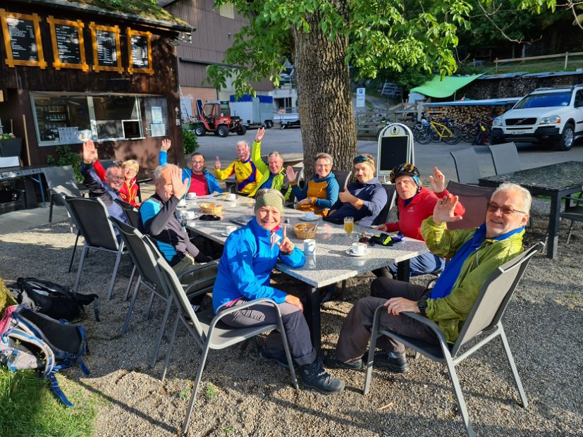 03 - Kaffee im Rest. Burg Strahlegg