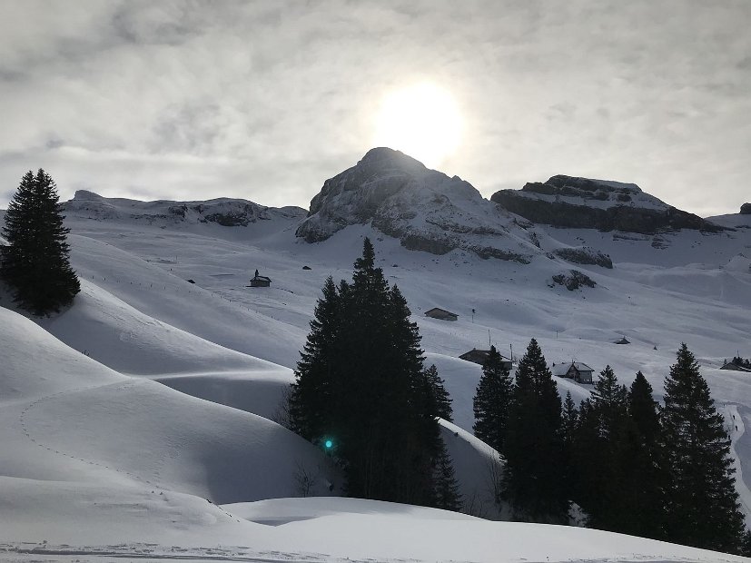 IMG_4501 Blick zur Druesberghütte (Copy).JPG