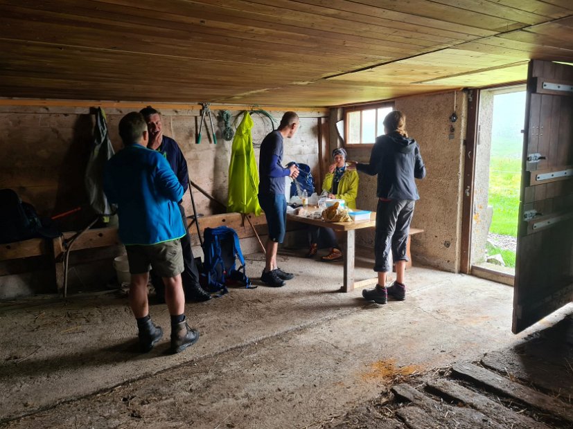 1. Tag EWF-PräsiTour 22 (05) - Pause in der  Chlushütte.jpg