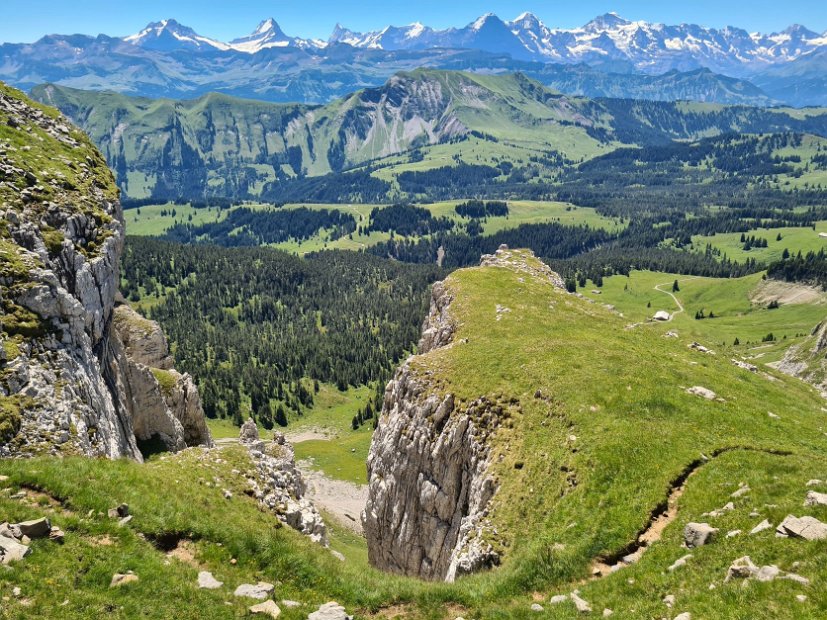 2. Tag EWF-PräsiTour 22 (11) - Kurz vor Furggegütsch.jpg