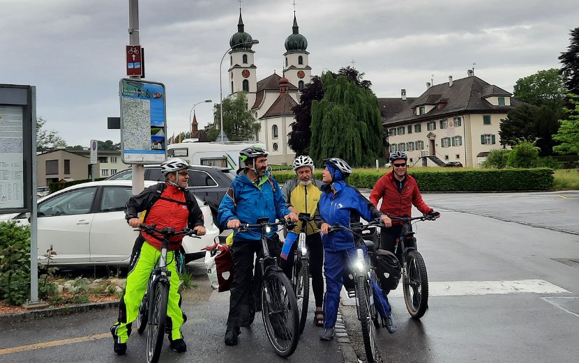 2021-06-05_10.57 Zum Abschluss doch noch mit Regenkleidern